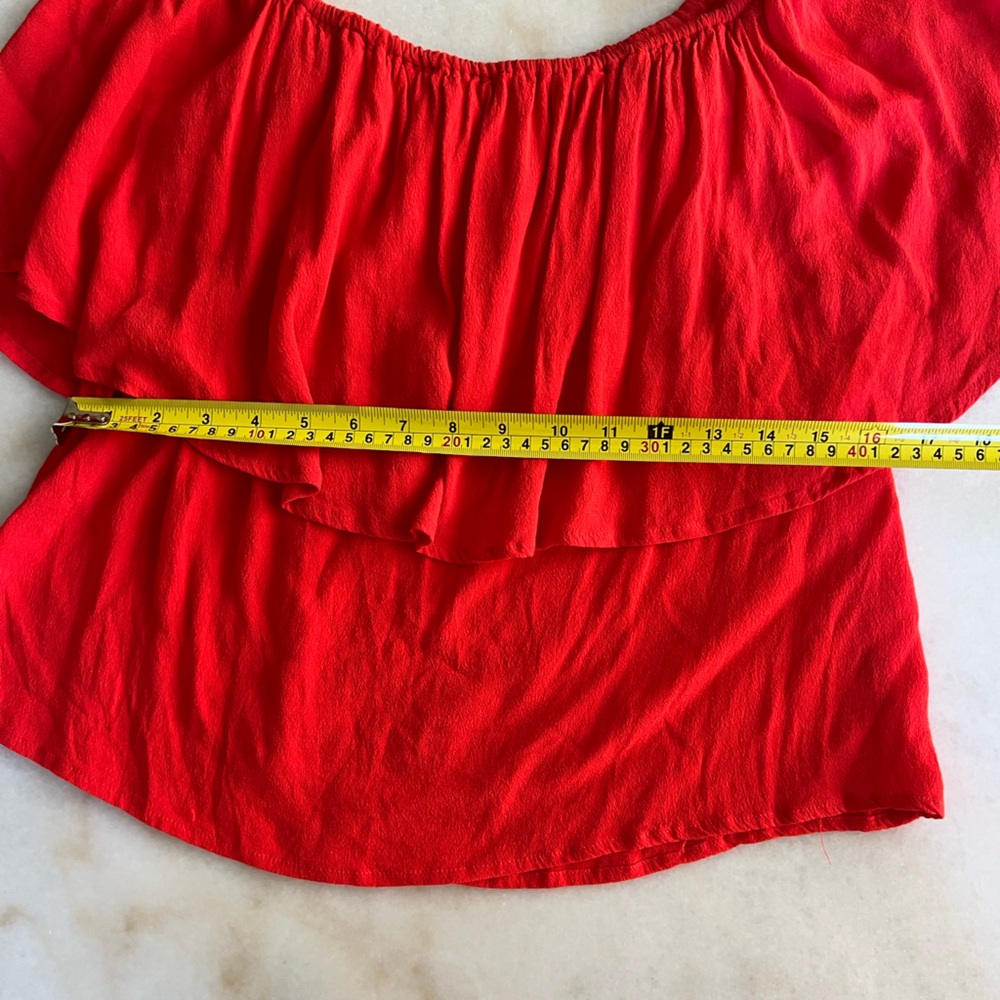 Holding Horses Anthropologie Red Off the Shoulder Scoop Neck Flowy Flirty Blouse - Picture 8 of 10